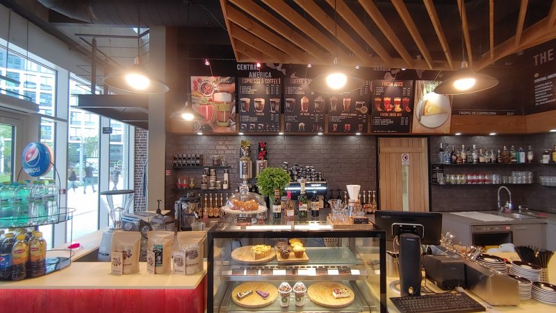 LG G8S ThinQ - širokouhlý záber