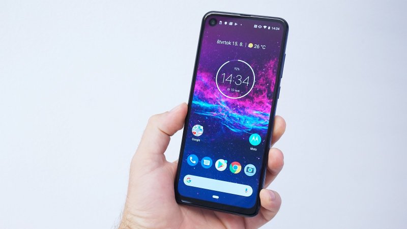Motorola One Action - recenzia