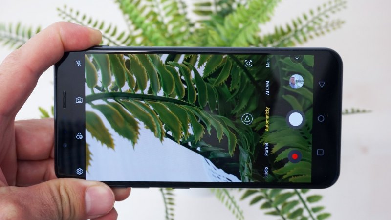 LG G8S ThinQ - normálny fotoaparát
