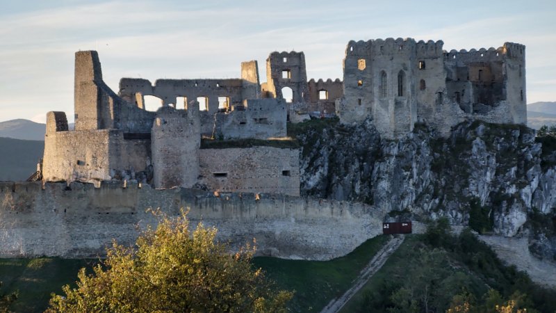 Motorola One Zoom - 3x priblížený záber