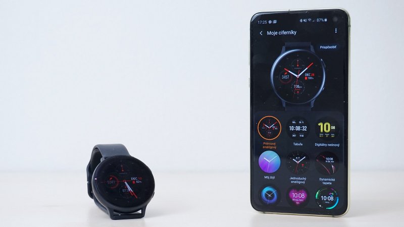 Samsung Galaxy Watch Active 2 - ciferníky v aplikácii Galaxy Wearable