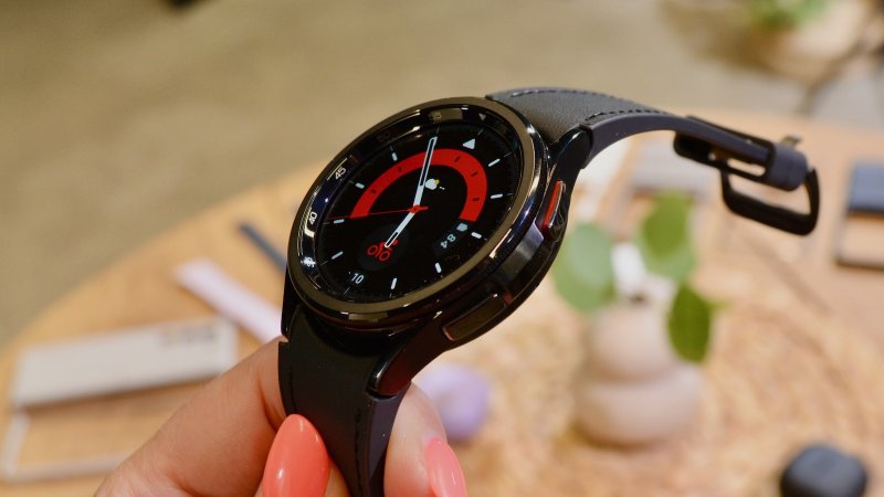 Samsung Galaxy Watch6 naživo
