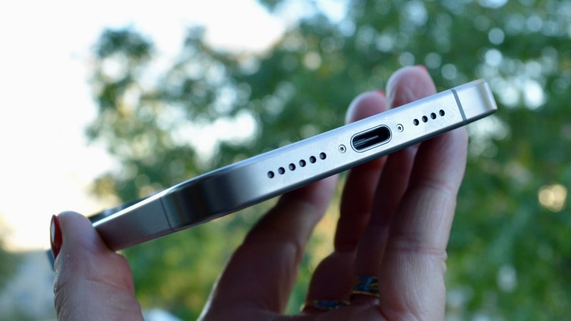 Apple iPhone 15 Pro Max recenzia