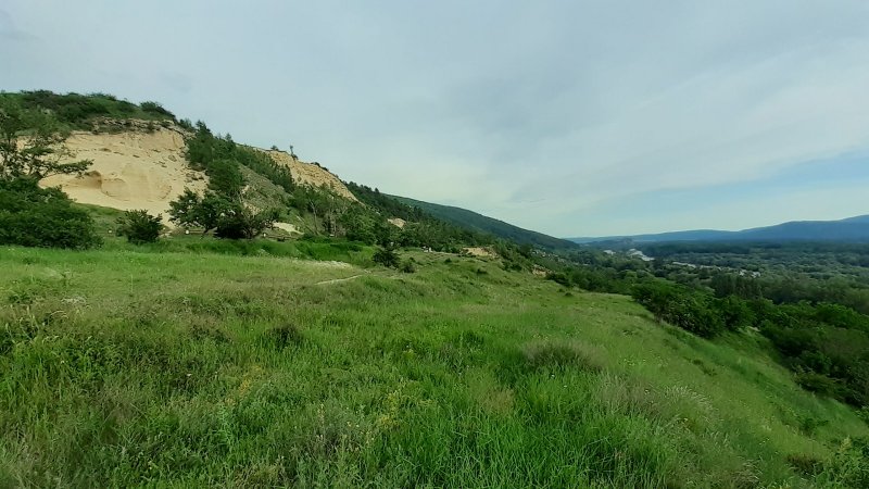 Samsung Galaxy A20e - širokouhlý záber krajiny