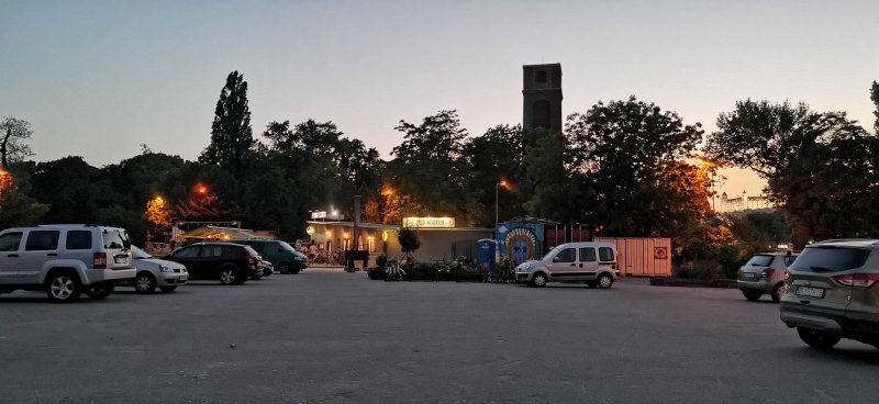 Honor 20 normálny večerný záber