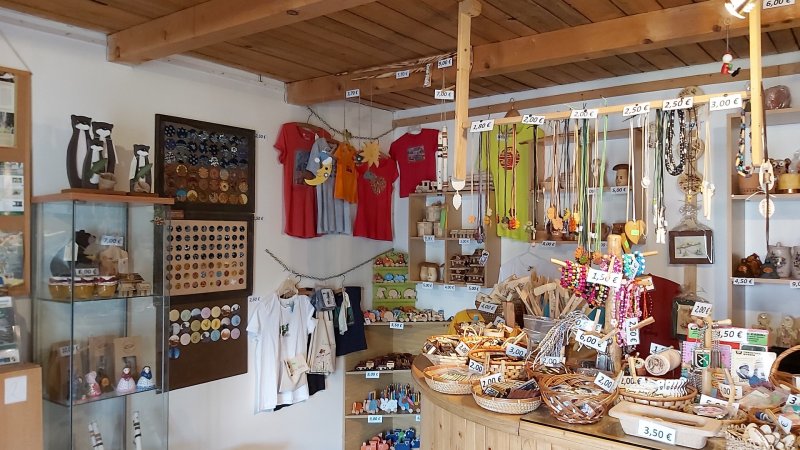 Samsung Galaxy A70 - záber interiéru so slabým osvetlením