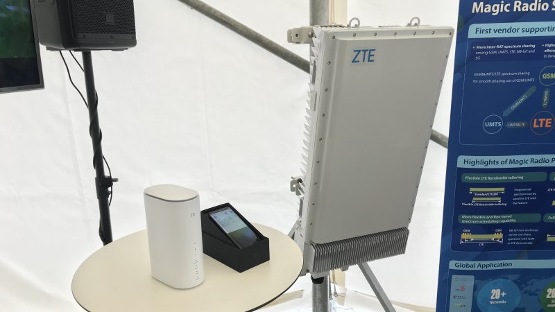 ZTE Axon 10 5G, 5G Wi-Fi router a vysielač