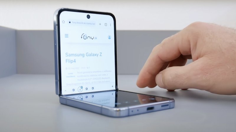 Samsung Galaxy Z Flip4 videorecenzia